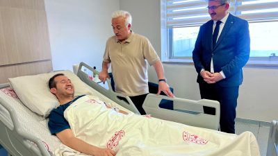 Aksaray Valisi Mehmet Ali Kumbuzoğlu, sağlık sorunları nedeniyle Aksaray Eğitim