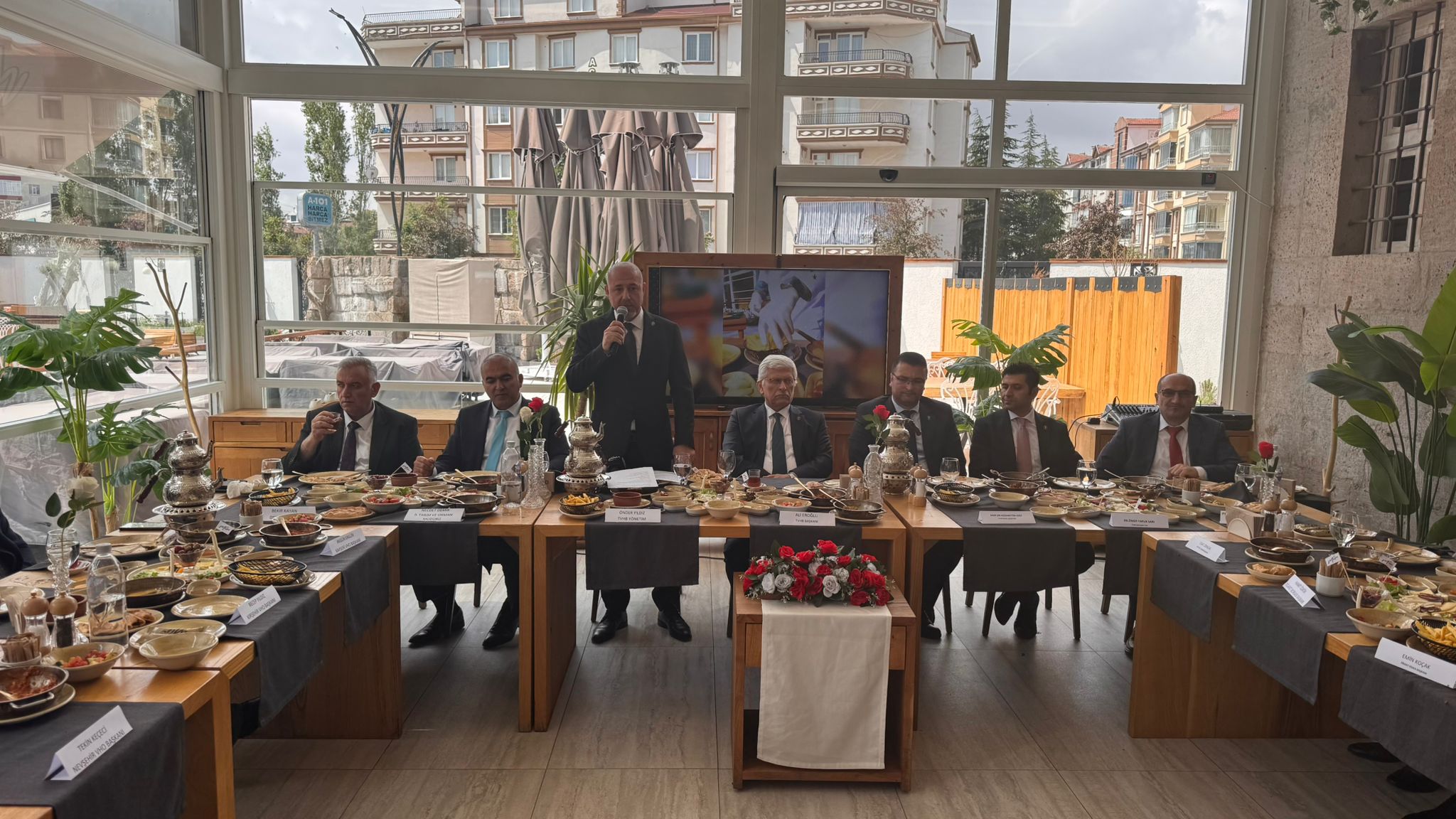 Türkiye Veteriner Hekimler Odası Yönetim Kurulu toplantısı Aksaray’da yapıldı. Türkiye