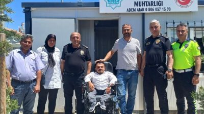 İl Emniyet Müdürü Bekir Demir, beraberindeki personeller ile birlikte Çiftlik