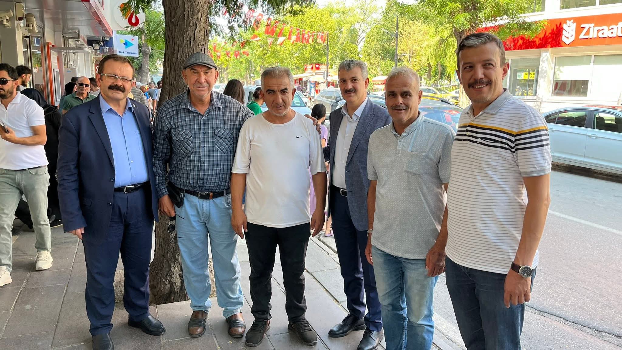 Milletvekili Altınsoy, İl Başkanı Aktürk ve İlçe Başkanı Gür şehir