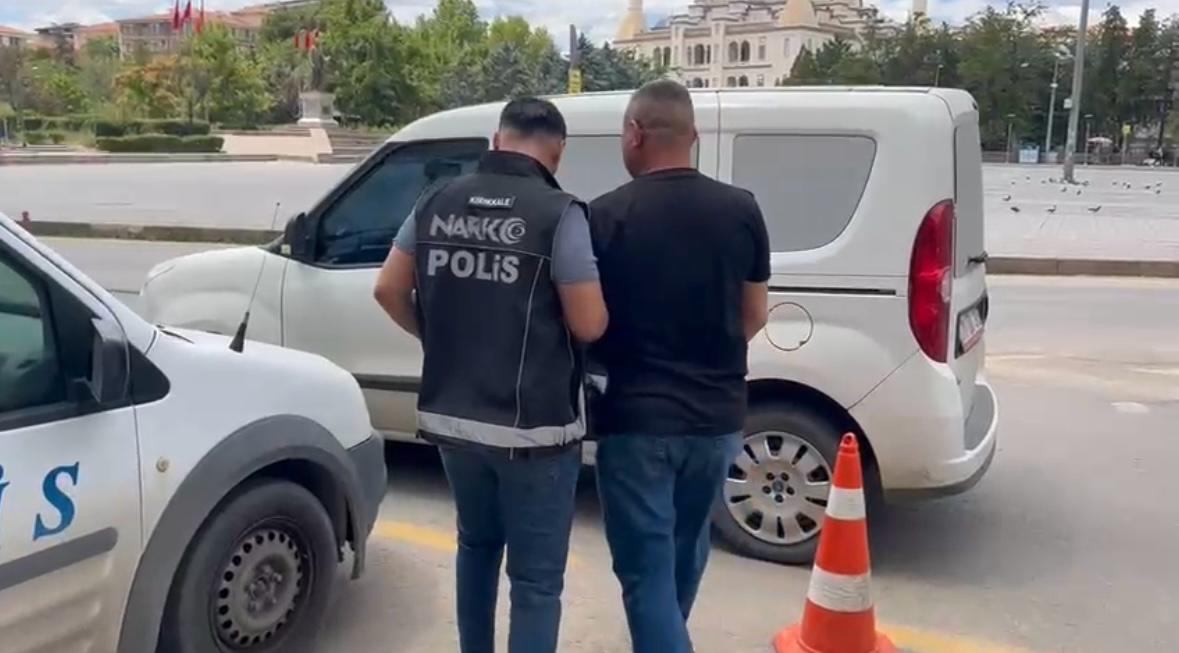 Kırıkkale'de İl Emniyet Müdürlüğü ekipleri tarafından hakkında 9 yıl kesinleşmiş