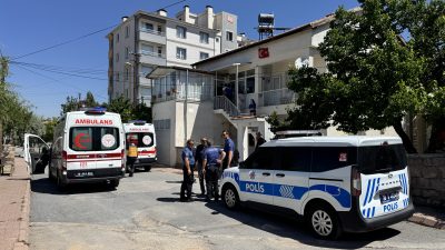 Kayseri'de yaşanan olayda bir kişi tartıştığı üvey kızını tüfekle yaraladıktan