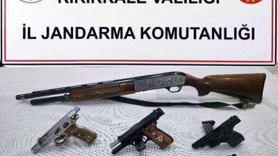 Kırıkkale'de Jandarma Komutanlığı tarafından  drone denetimleri ve kamera kaydı incelemelerinin