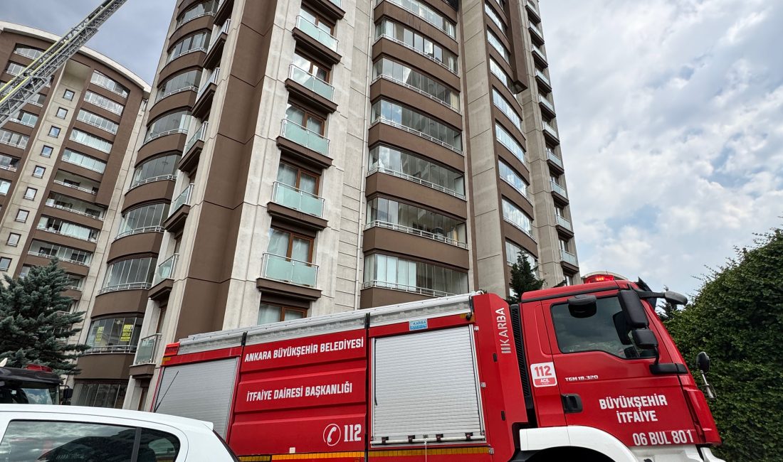 Ankara'nın Keçiören ilçesinde bir apartmanın 9'uncu katında çıkan yangın söndürüldü.