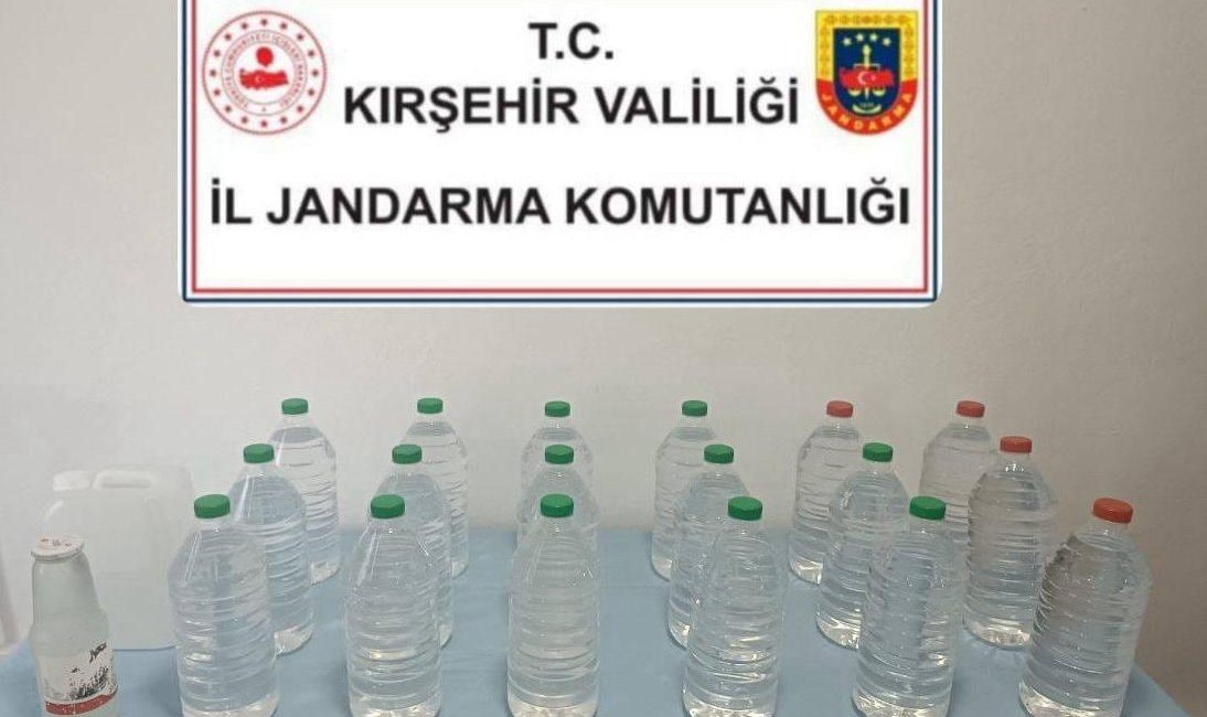 Kırşehir'de jandarma ekipleri tarafından düzenlenen operasyonda kaçak alkol üretiminde kullanılan