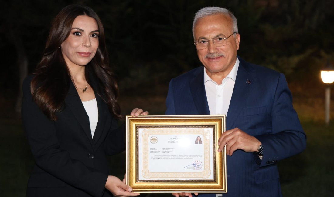 Bakanlık merkez stajına gidecek üç kaymakama anlamlı veda