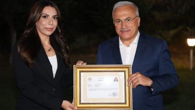 Bakanlık merkez stajına gidecek üç kaymakama anlamlı veda
