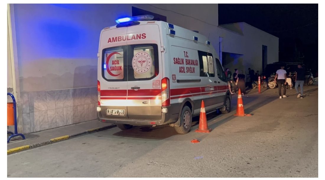 Hatay’da iki asker şehit oldu! Hatay'da yüksek ateş şikayetiyle hastaneye kaldırılan iki asker şehit oldu,