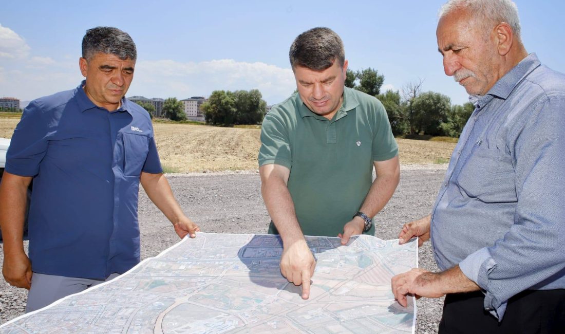 Belediye Başkanı Dr. Evren Dinçer, Ankara, Konya ve Adana karayollarını
