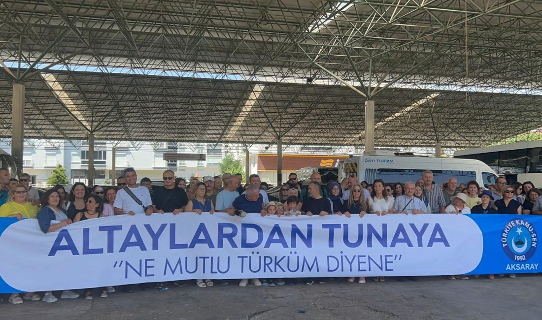 Aksaray Kamu-Sen, 3 otobüslük kafileyle Bulgaristan’dan Çekya’ya uzanan kültürel bir