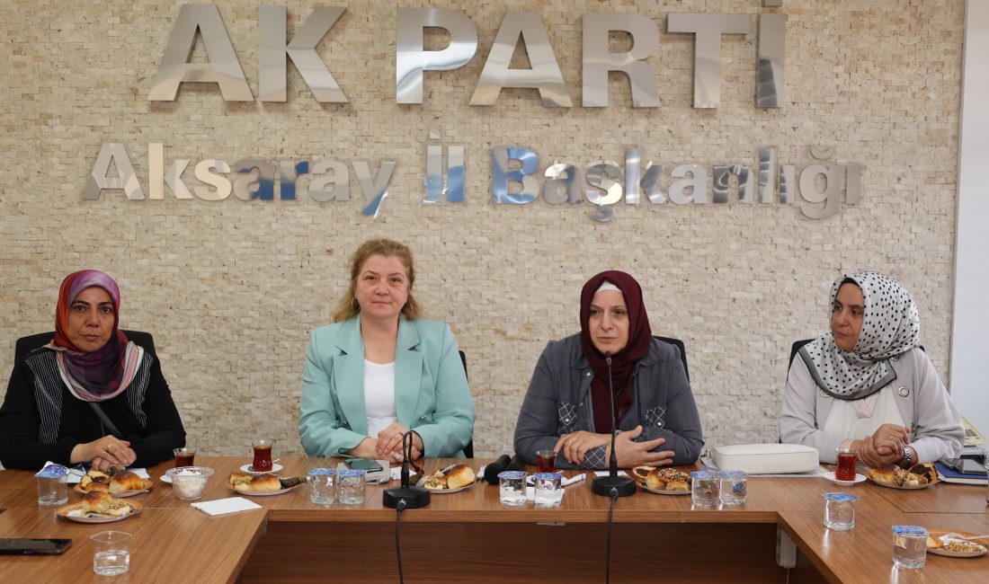 AK Parti Genel Merkez Kadın Kolları MKYK Üyeleri Aysel Demir
