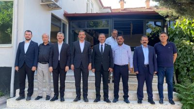 AK Parti Aksaray İl Başkanı Hamza Aktürk ve beraberindeki heyet,