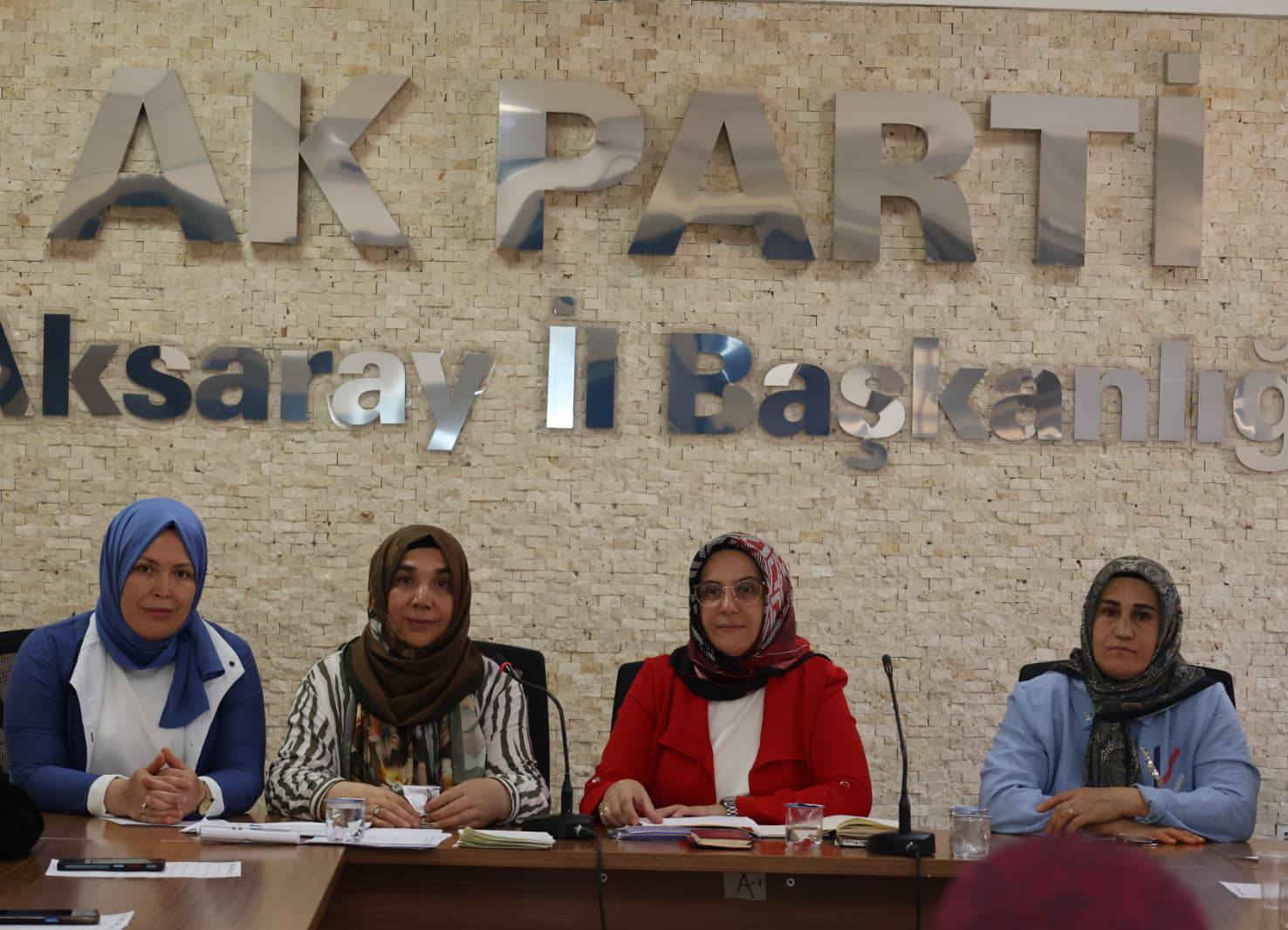 AK Parti Aksaray İl Kadın Kolları, yeni dönemin ilk Yönetim