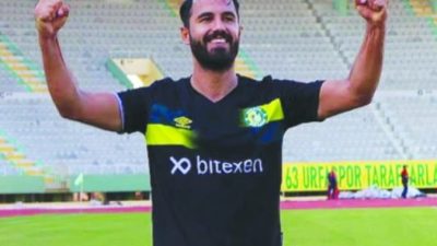 Aksarayspor'un tecrübeli oyuncusu Şahin Fıstıkcı, kulübe ve taraftarlara duygusal bir