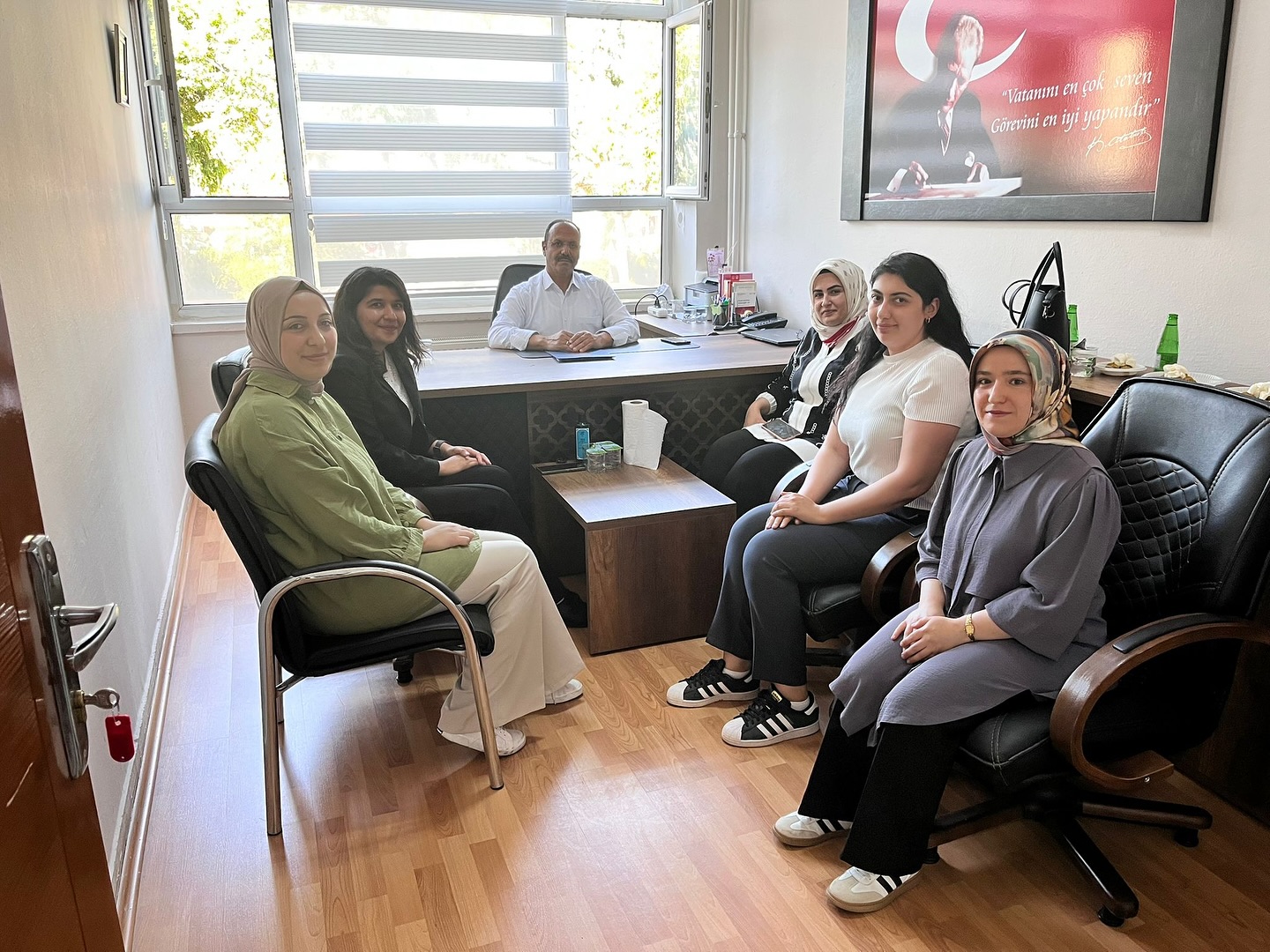 Aksaray Aile ve Sosyal Hizmetler İl Müdürü Nurettin Ulaş, beraberindeki