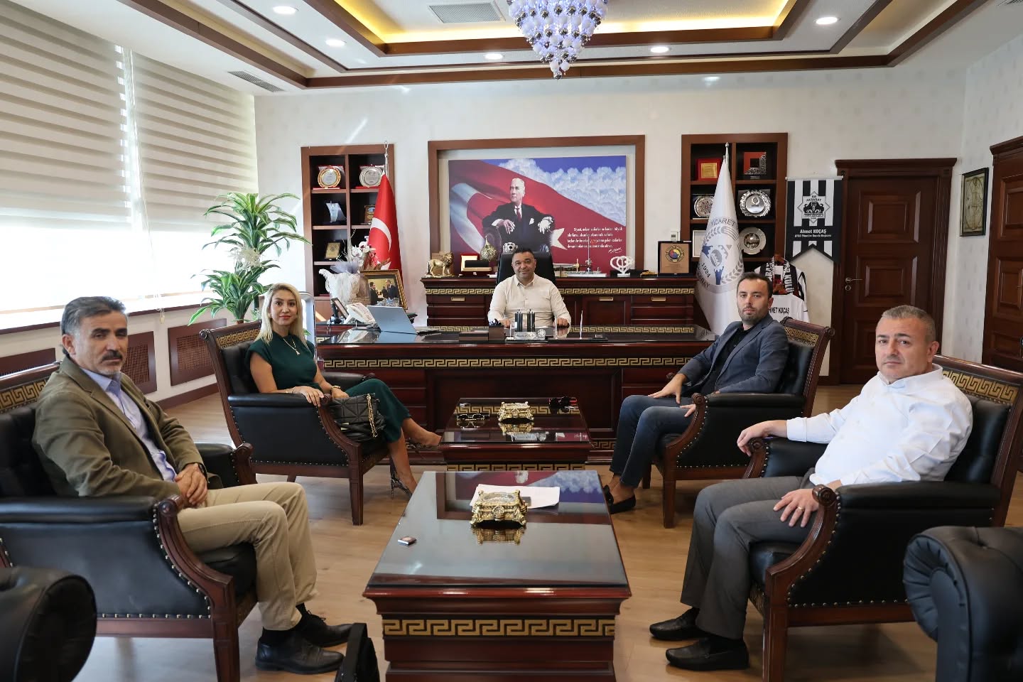 Aksaray Üniversitesi (ASÜ) Sosyal Bilimler Enstitüsü’nün şehirdeki akademik ve sektörel