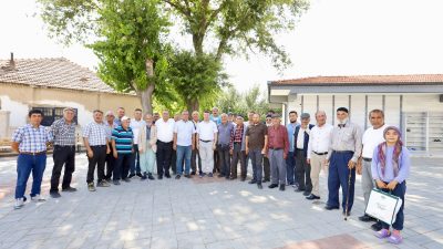 Aksaray Belediye Başkanı Dr. Evren Dinçer, düzenlenen aşure ikramları kapsamında