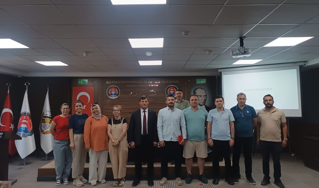 Aksaray Barosu, hukuk dünyasında uzmanlaşmayı teşvik eden önemli bir organizasyona