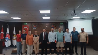 Aksaray Barosu, hukuk dünyasında uzmanlaşmayı teşvik eden önemli bir organizasyona