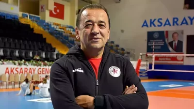 Kadrosunu güçlendiren ve altyapıda önemli yatırımlar yapan Kuzeyboru Voleybol Takımı,