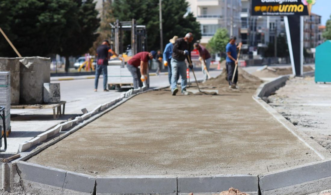 Aksaray Belediyesi, şehir estetiğini güçlendiren ve yaya güvenliğini artıran projelerine