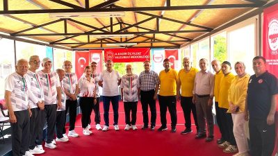 Aksaray A. Kadir Üçyıldız Huzurevi sakinleri, Niğde Bor Ahmet Kuddusi