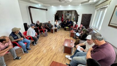 Demirci Belediyesi, beldede inşa edilen Mesken Evleri projesi kapsamında hak