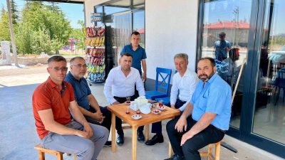 Eskil Belediye Başkanı Mustafa Zavlak, İlçe Başkanı Bayram Yalvaç ile