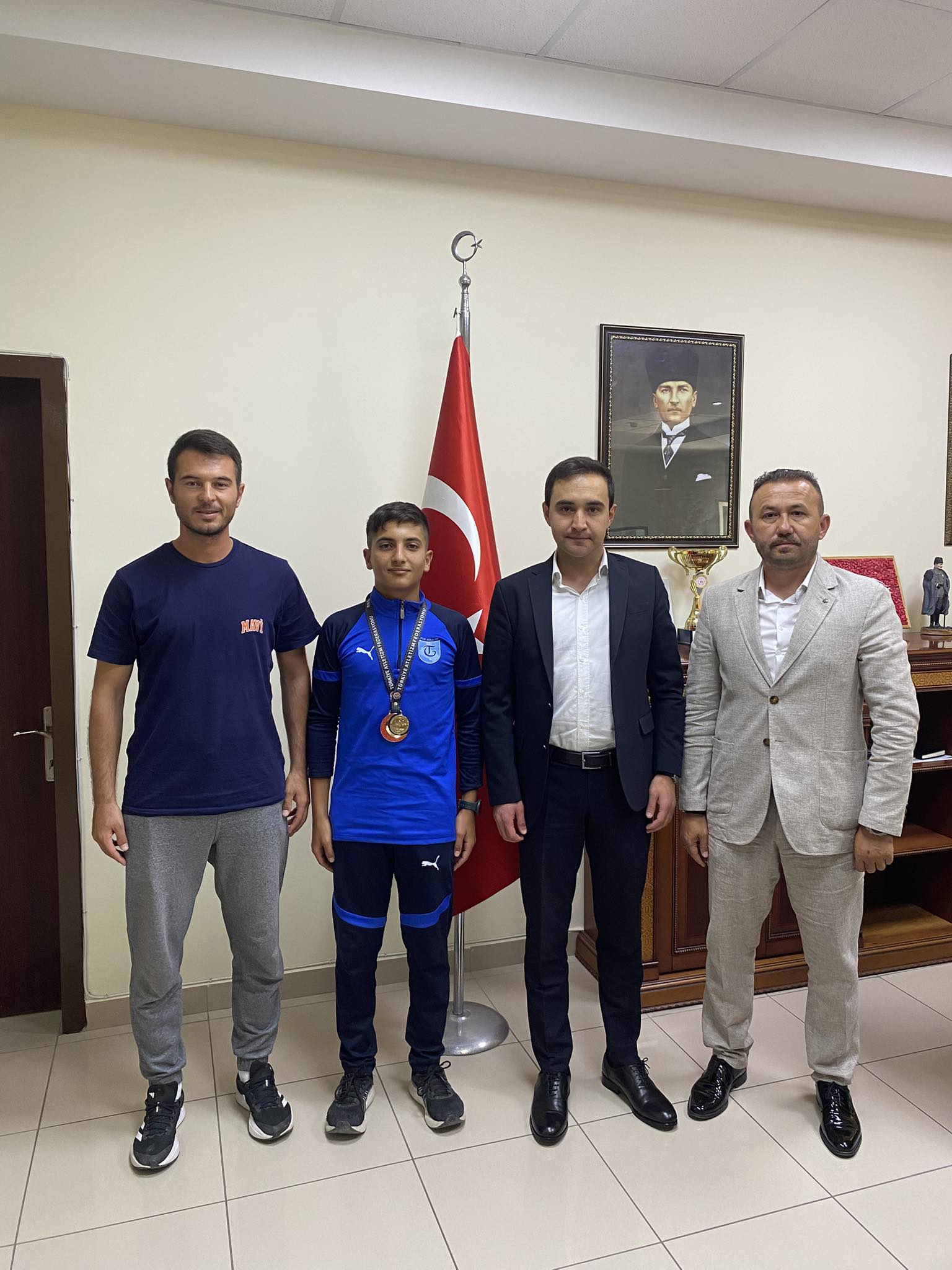 Eskişehir’de düzenlenen U14 Türkiye Atletizm Şampiyonası hızlı yürüme branşında Türkiye