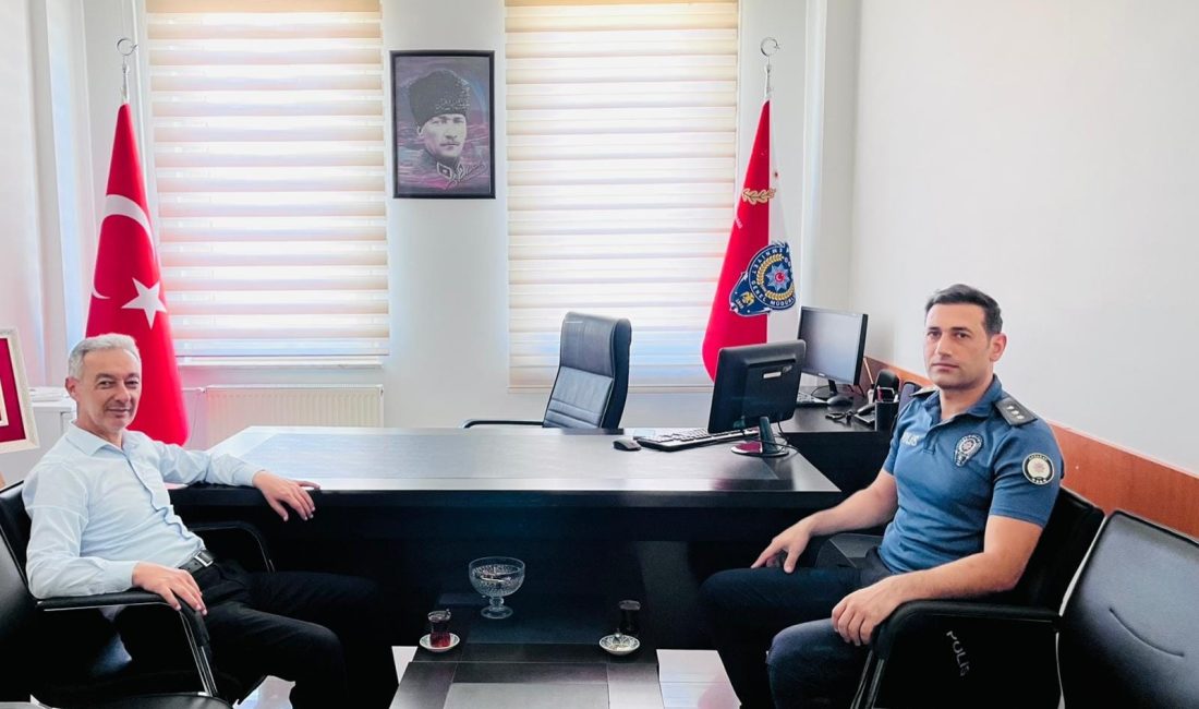 Eskil Belediye Başkanı Mustafa Zavlak, ilçede göreve başlayan İlçe Emniyet