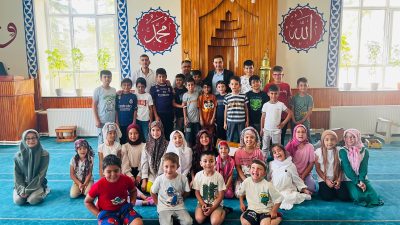 Eskil ilçesinde yaz mevsimiyle birlikte açılan Yaz Kur’an Kursları, ilçedeki
