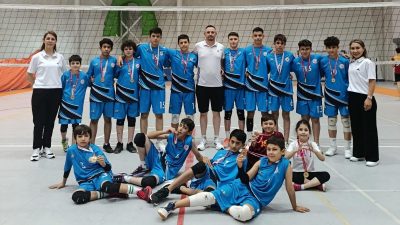 Aksaraylı sporcular Nevşehir ilinde yapılan Anadolu Yıldızlar Ligi (ANALİG) voleybol