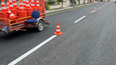 Güzelyurt Belediyesi tarafından başlatılan sıcak asfalt serim çalışmaları tamamlanarak ilçedeki