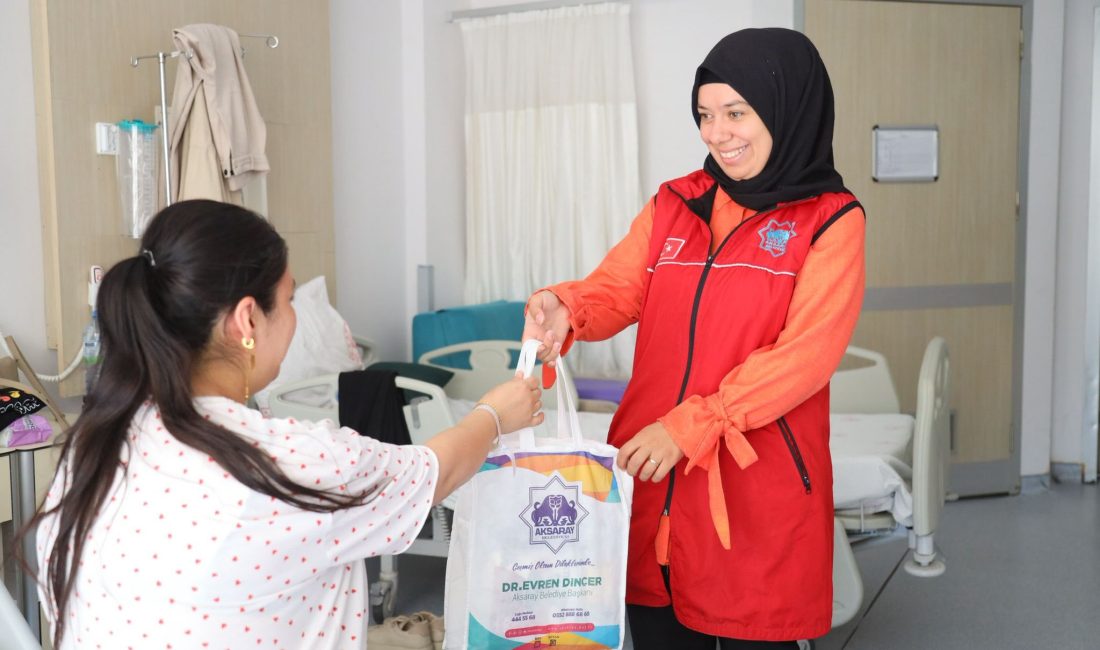 Aksaray Belediyesi, Aksaray Eğitim ve Araştırma Hastanesi’nde tedavi gören vatandaşlara