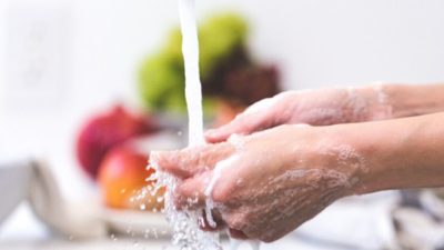 Aksaray’ın Eskil ilçesinde vatandaşlara yönelik hijyen eğitimi kursu düzenleniyor. Eskil
