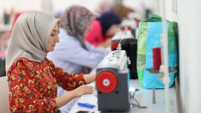 Aksaray Belediyesi tarafında hizmete açılan Kadın Aktivite Merkezi, kadınların kişisel