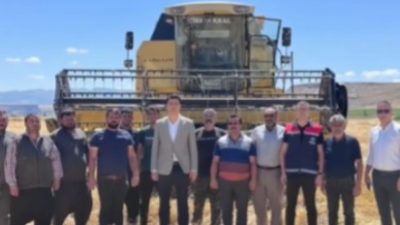 Güzelyurt Kaymakamı Muammer Yetiş, ilçe içerisindeki çalışmaları kapsamında üreticilerle bir