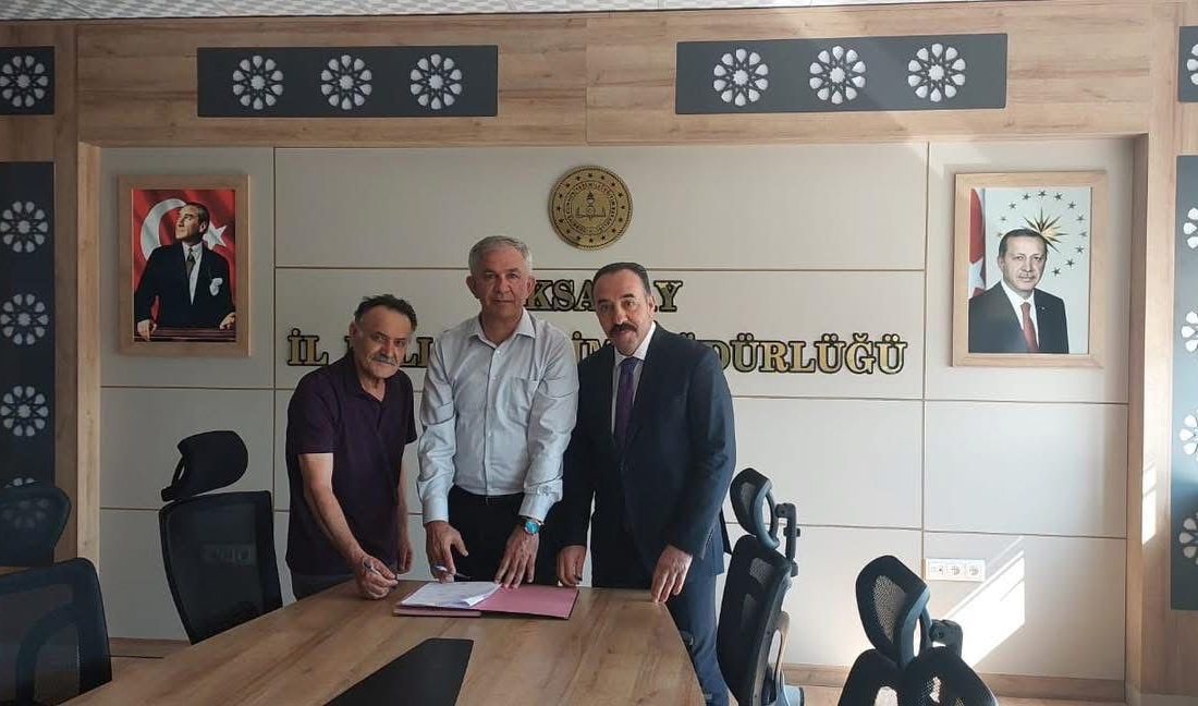Aksaray’da okul bahçeleri yaz boyunca spor ve kültürel etkinliklere ev