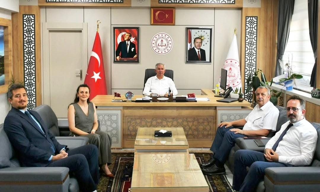 Aksaray’da eğitim alanındaki gelişmeler yeni yatırımlarla hız kesmeden sürerken, bugün