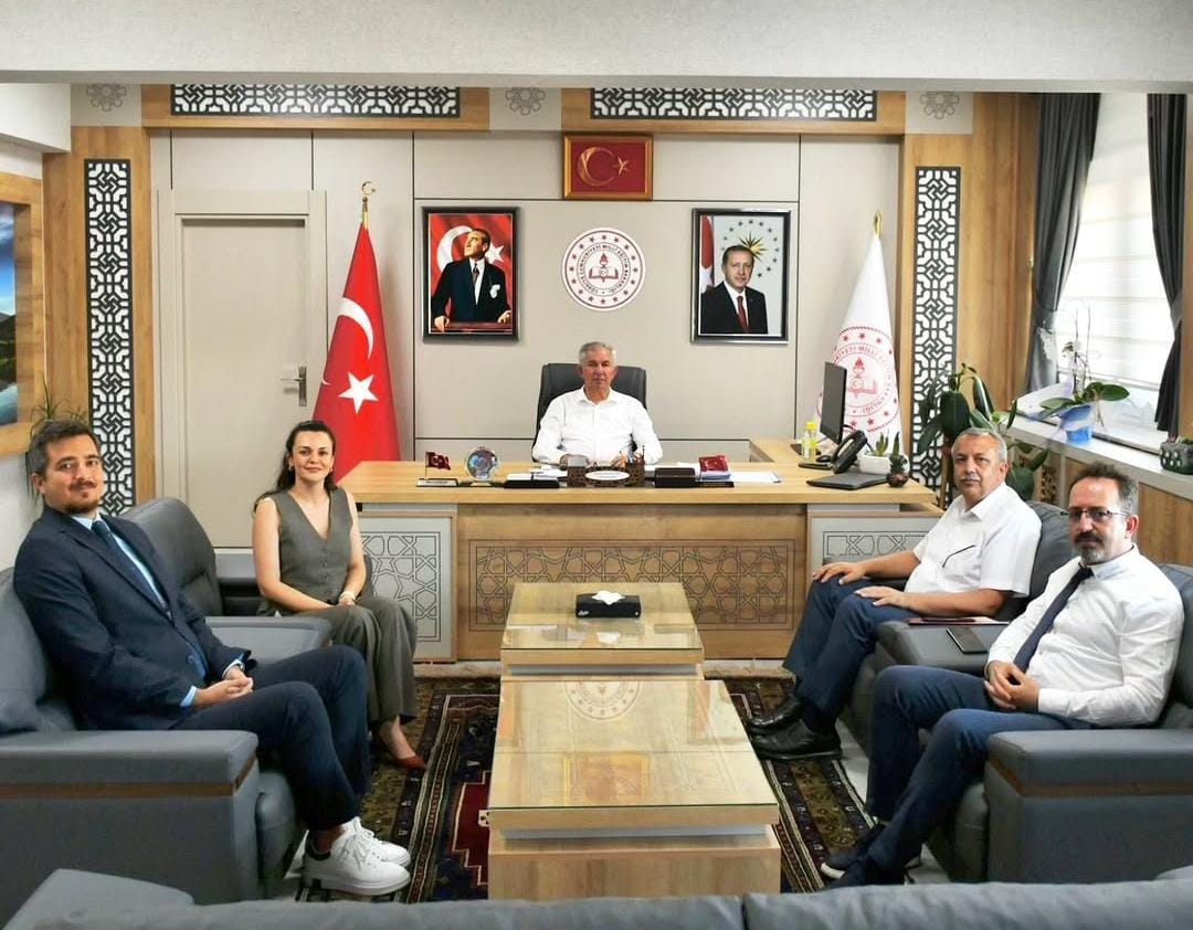 Aksaray’da eğitim alanındaki gelişmeler yeni yatırımlarla hız kesmeden sürerken, bugün