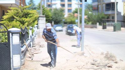 Aksaray Belediyesi, şehir estetiğini ve yaya güvenliğini önceleyen çalışmalarına bir
