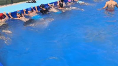 Gençlik ve Spor Bakanlığı’nın Türkiye genelinde yürüttüğü “Yüzme Bilmeyen Kalmasın”