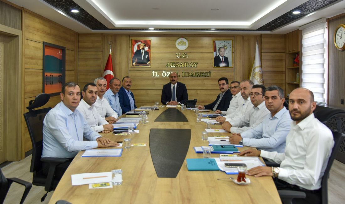 Aksaray Vali Yardımcısı ve Genel Sekreteri olarak göreve başlayan Samet