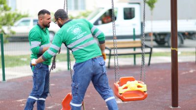 Aksaray Belediyesi, kent yaşamının vazgeçilmez sosyal alanlarından biri olan parkların