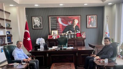 Eskil Belediye Başkanı Mustafa Zavlak’ı görev süresinin tamamlayan Eskil Cumhuriyet