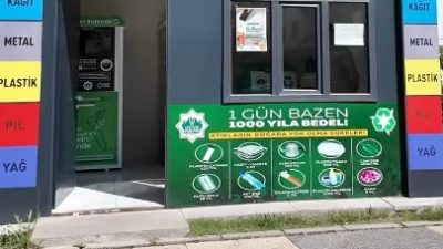 Aksaray Belediyesi’nin hayata geçirdiği “Sıfır Atık Market” projesiyle hem geri