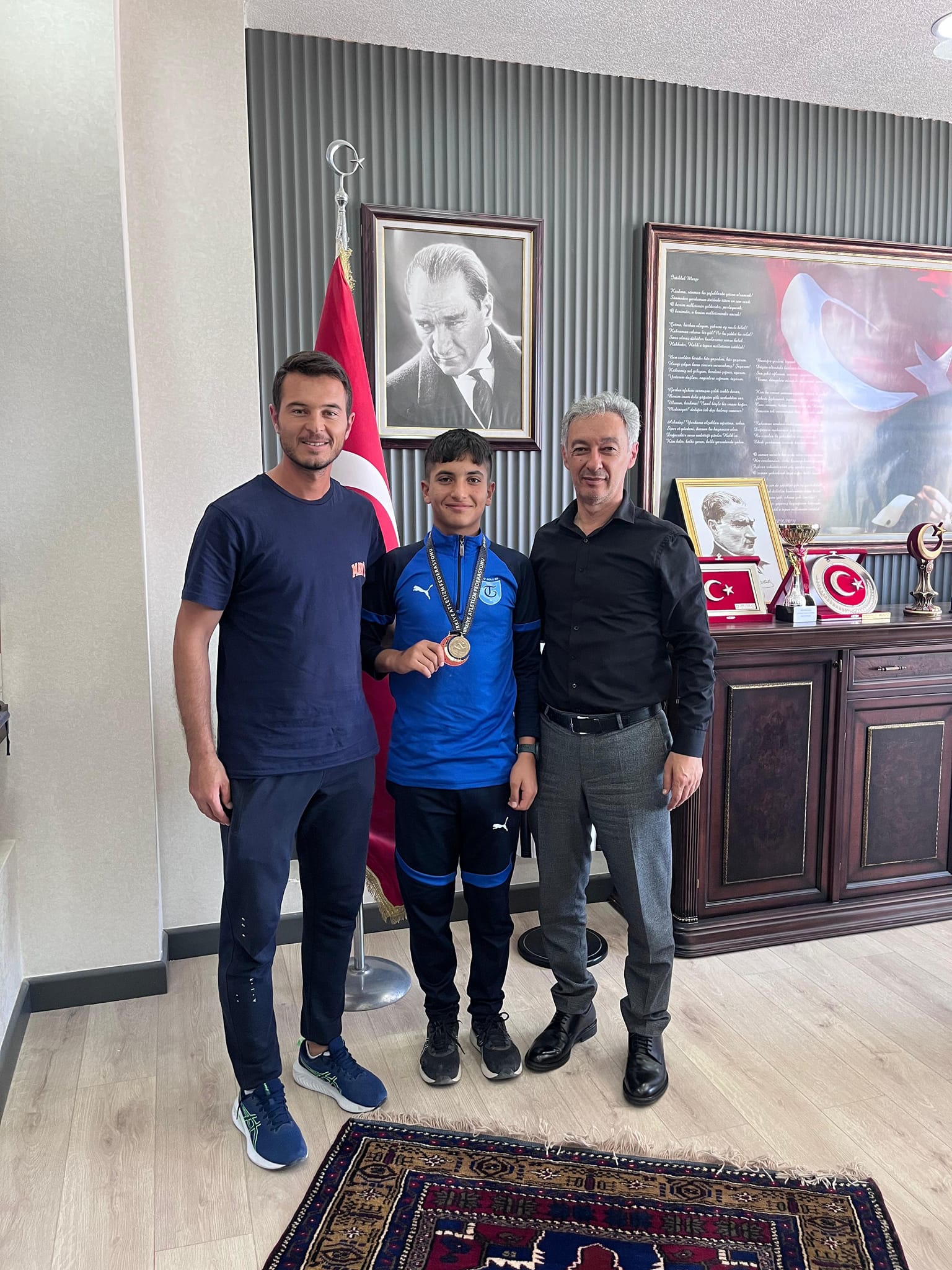 Eskil Belediye Başkanı Mustafa Zavlak, Eskişehir’de düzenlenen U14 Aycan Önal