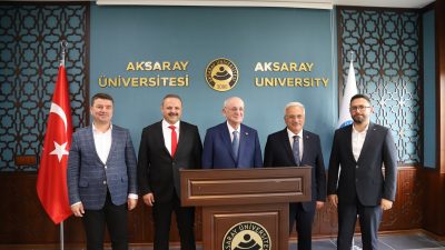 Aksaray'a gelerek  Aksaray Üniversitesi’nde 15 Temmuz Demokrasi ve Millî Birlik