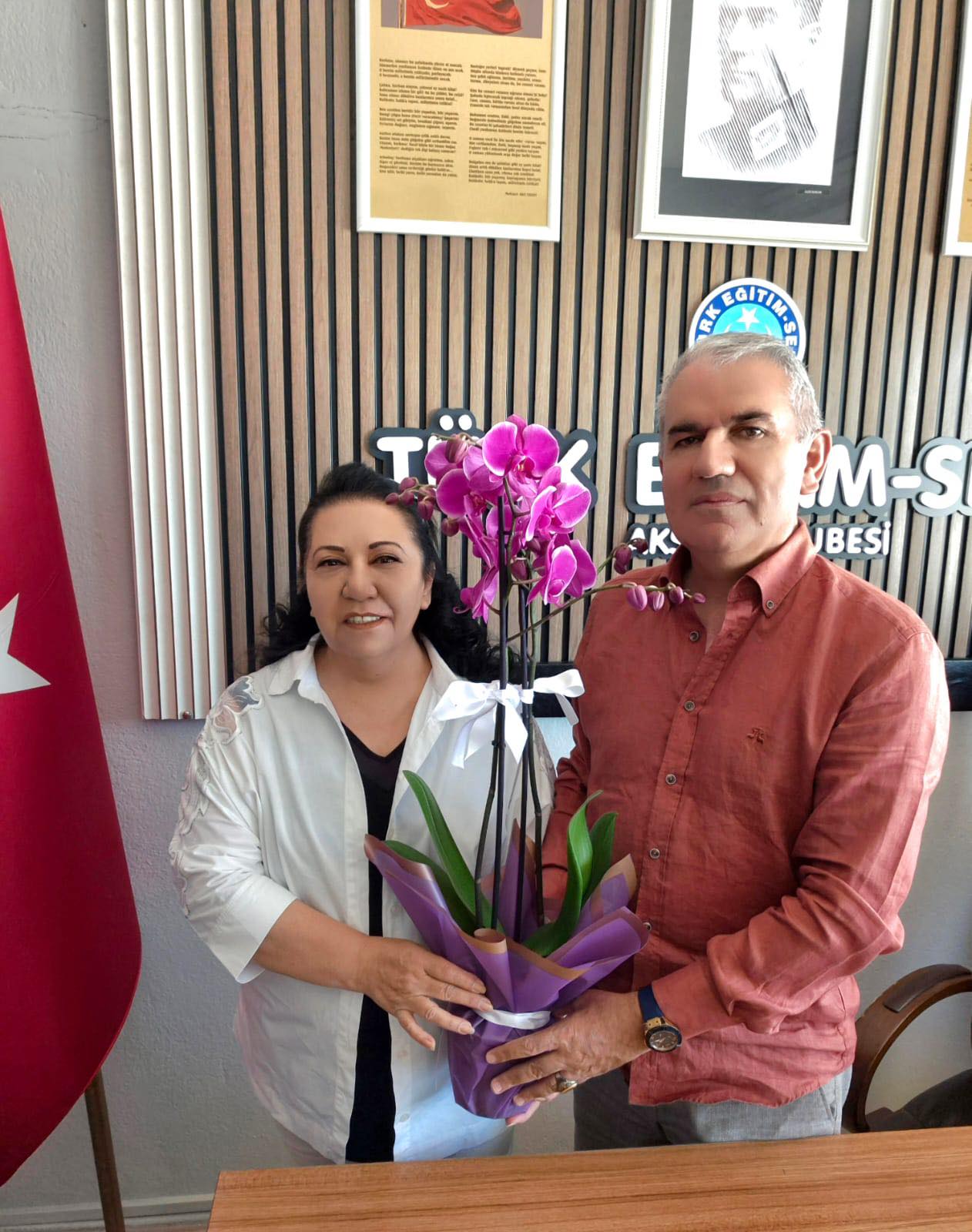 Aksaray İş Kadınları Derneği ve Aksaray Dayanıklı Tüketim Ticaret Sanayi