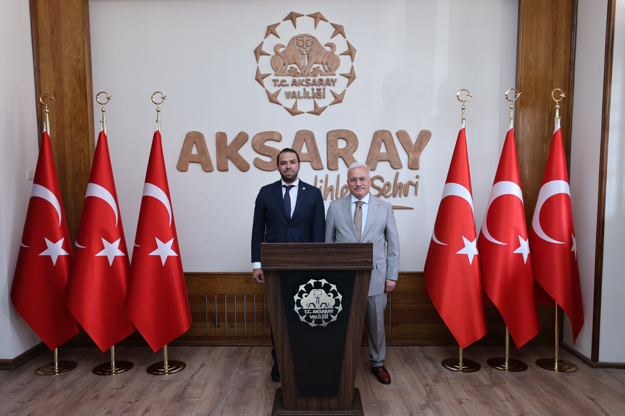 Aksaray Valisi Mehmet Ali Kumbuzoğlu’nu Guatemala’nın Ankara Büyükelçisi Eduardo Enrique